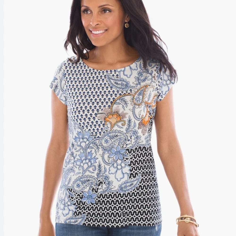 Chico's Blue and Black Patterned Short Sleeve Tee
